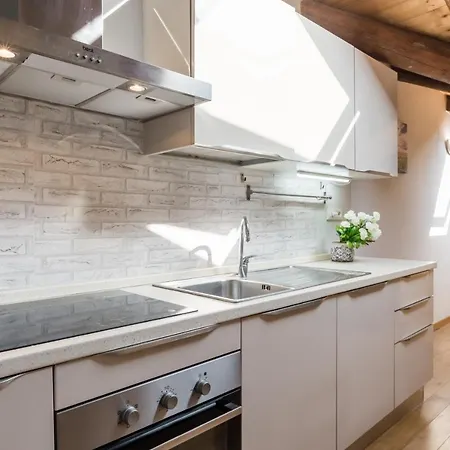 Liberty House - Vicina Fermate Bus E Treno Per Torino *