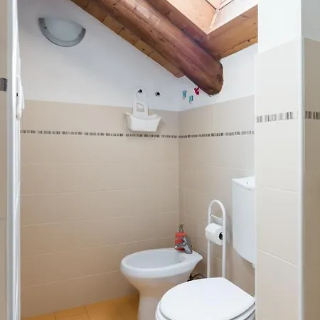 Liberty House - Vicina Fermate Bus E Treno Per Torino Apartamento Chieri