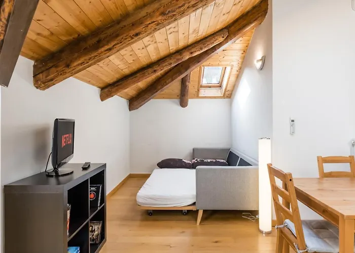 Liberty House - Vicina Fermate Bus E Treno Per Torino アパート *